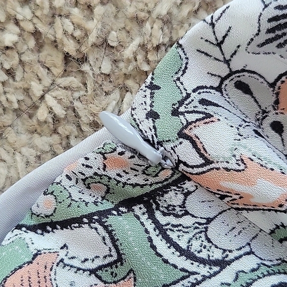 Cupcake and Cashmere Paisley Cropped Romper NWT - Picture 11 of 12